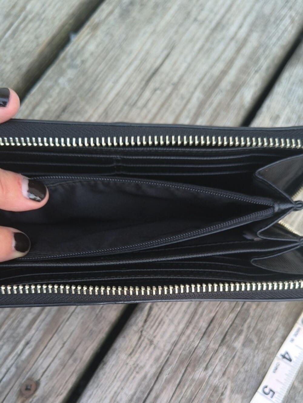 Coach || Classic Black Wallet - Picture 11 of 15